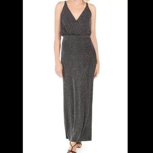 EUC Vince Camuto metallic knit gown in Sz 6